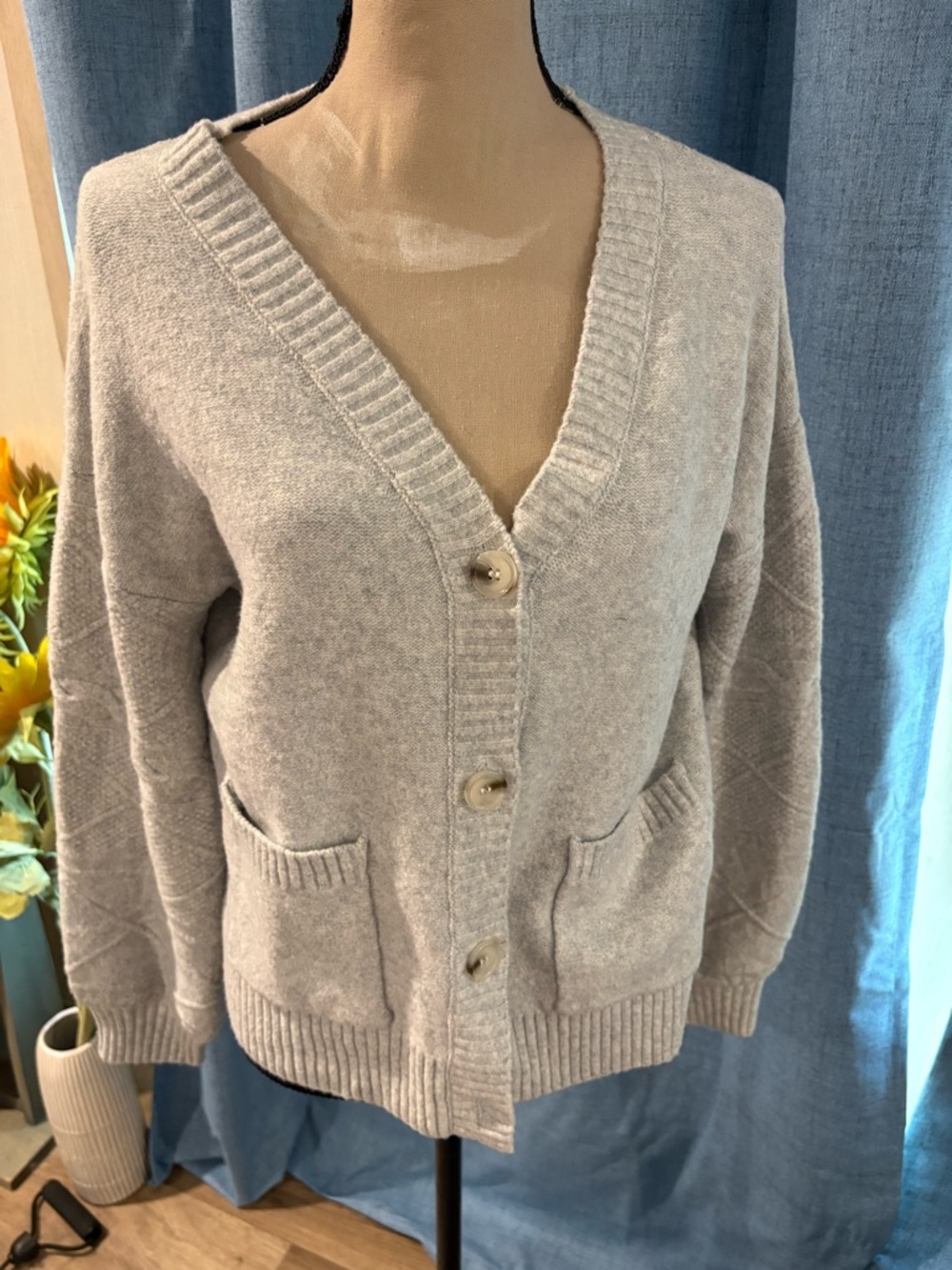 Soft Light Gray V-Neck Button-Front Pocket Cardigan